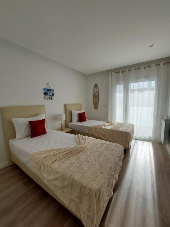 Beach Life Apartment, New, Elegant And Cozy Nazaré Eksteriør bilde